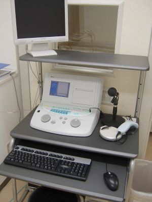 聴力検査機器の写真